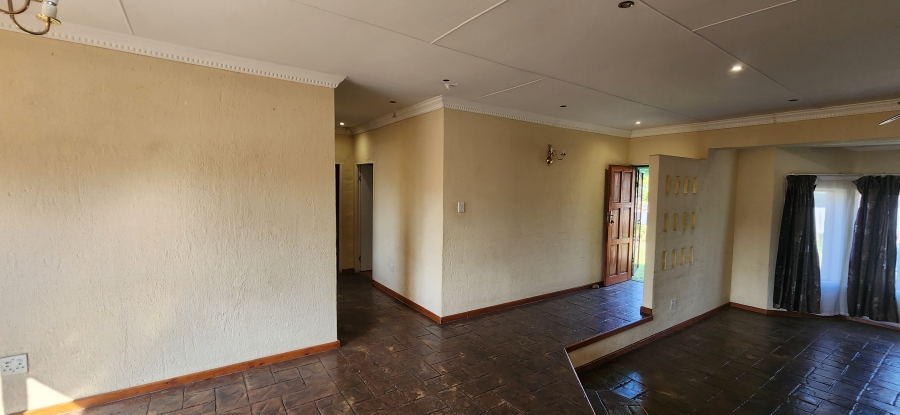 3 Bedroom Property for Sale in Dana Bay Western Cape